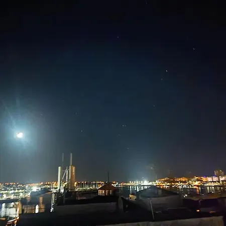 Ribeirinha Apartment *