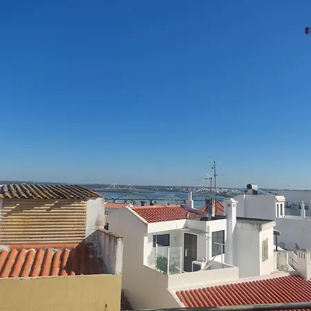 Apartment Ribeirinha *