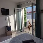 Ribeirinha Apartment *